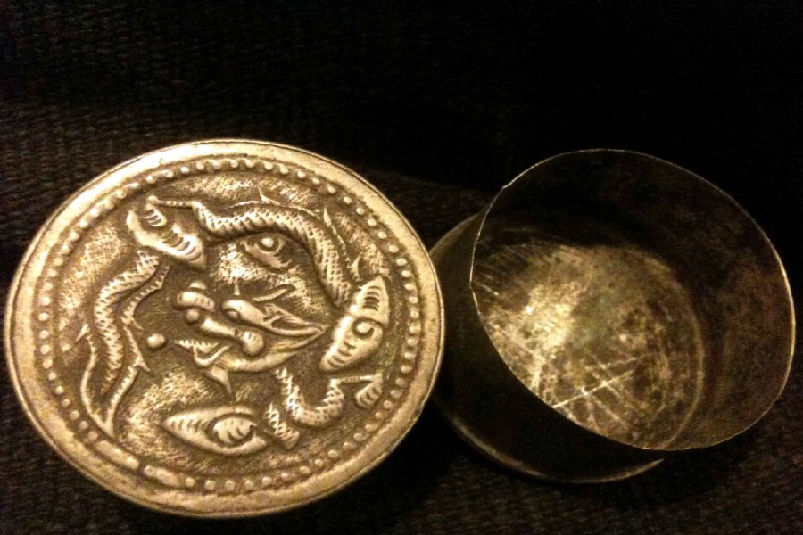 Old Jewellery by silver